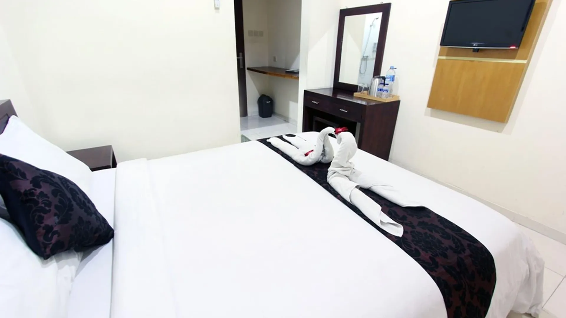 Surya Inn Kuta Lombok 0*,  Ινδονησία